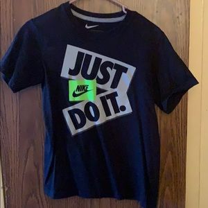 Nike T-shirt